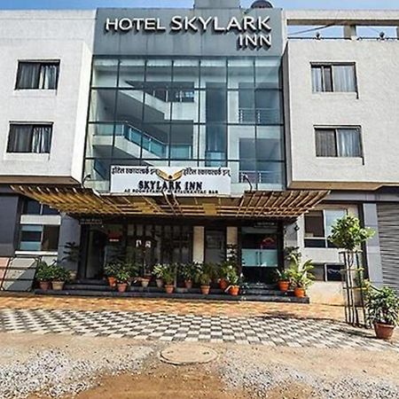 Fabhotel Skylark Inn Nashik Buitenkant foto