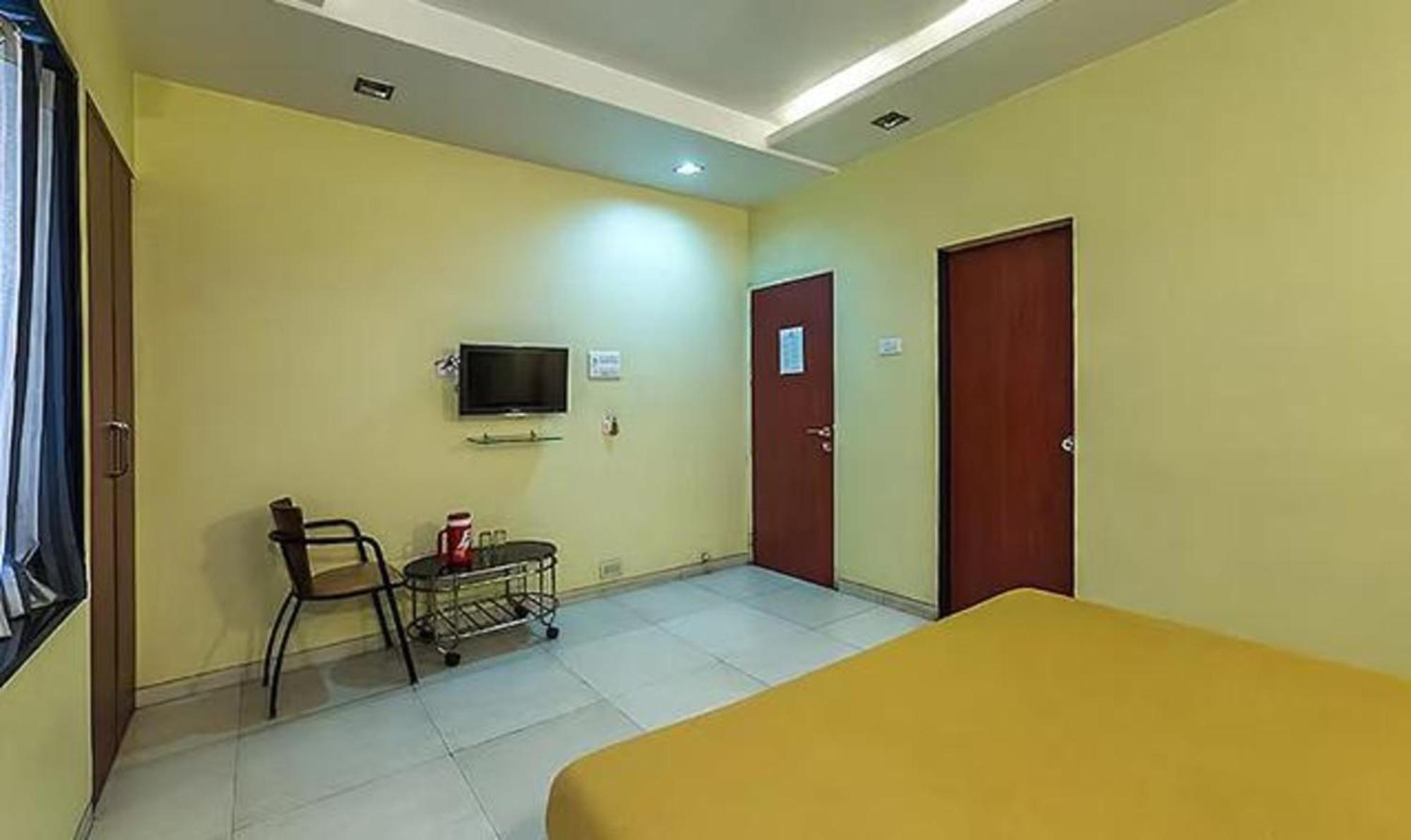 Fabhotel Skylark Inn Nashik Buitenkant foto